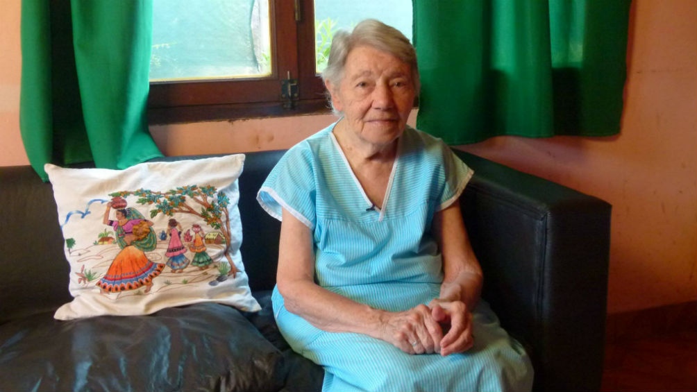 Documental "Yvonne": la monja francesa que se escapó de sus secuestradores en la Dictadura y eligió Misiones para llevar adelante su obra en favor de los más necesitados imagen-11