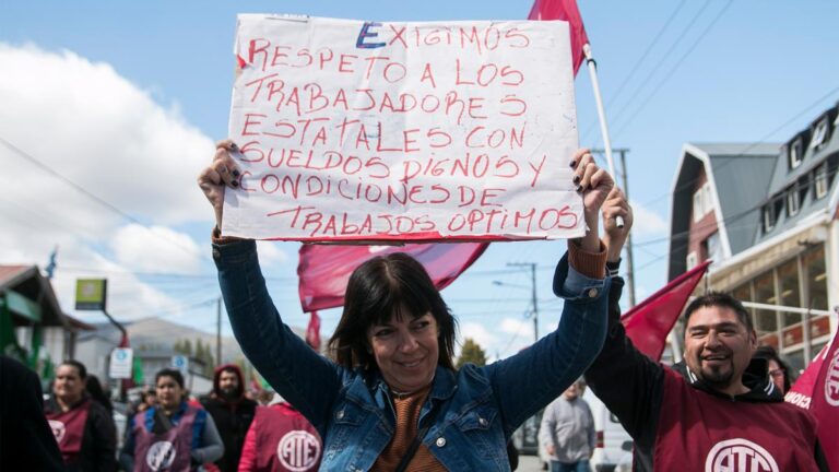 El Gobierno nacional convocó a los trabajadores estatales a una reunión por paritarias imagen-1