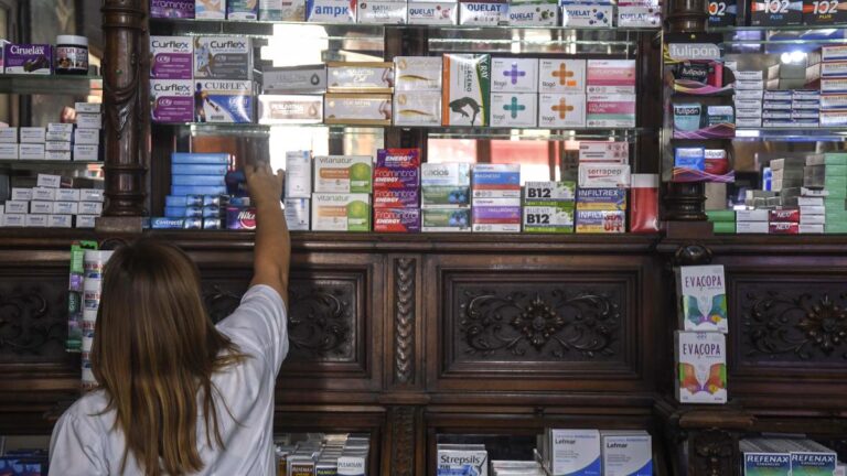 Los medicamentos más consumidos por los adultos mayores subieron un 83% imagen-29