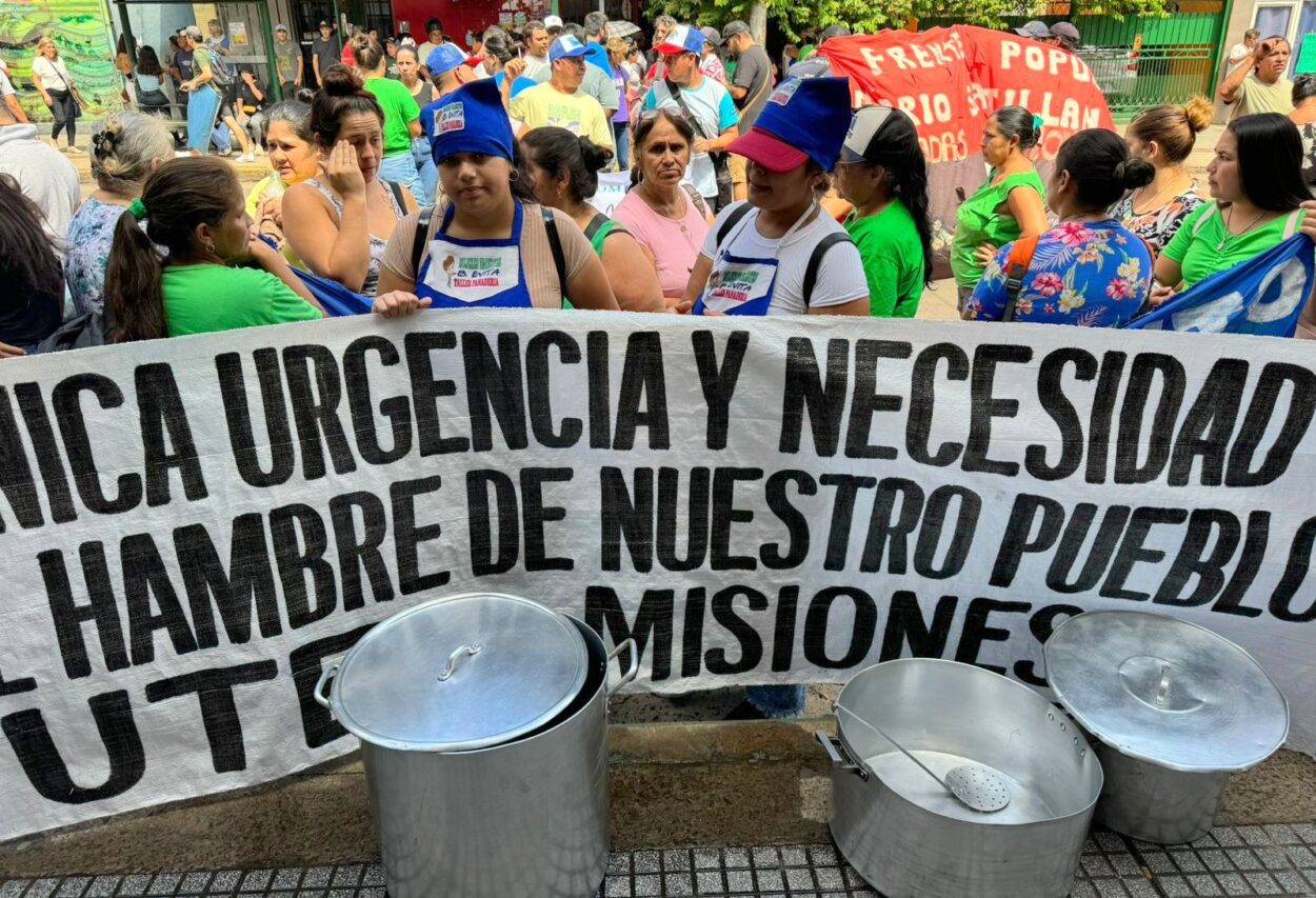 Movimiento Evita y TTT: "No se puede ajustar con el hambre de millones de argentinos y argentinas" imagen-18