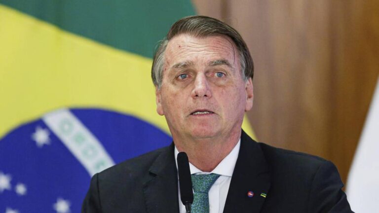 La policía de Brasil acusa a Bolsonaro y sus aliados de intento de golpe de Estado imagen-34