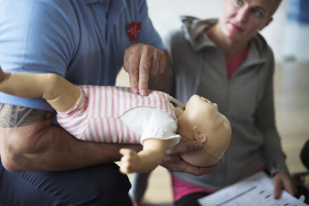 Dictan talleres de RCP infantil en el Hospital Materno Neonatal imagen-4