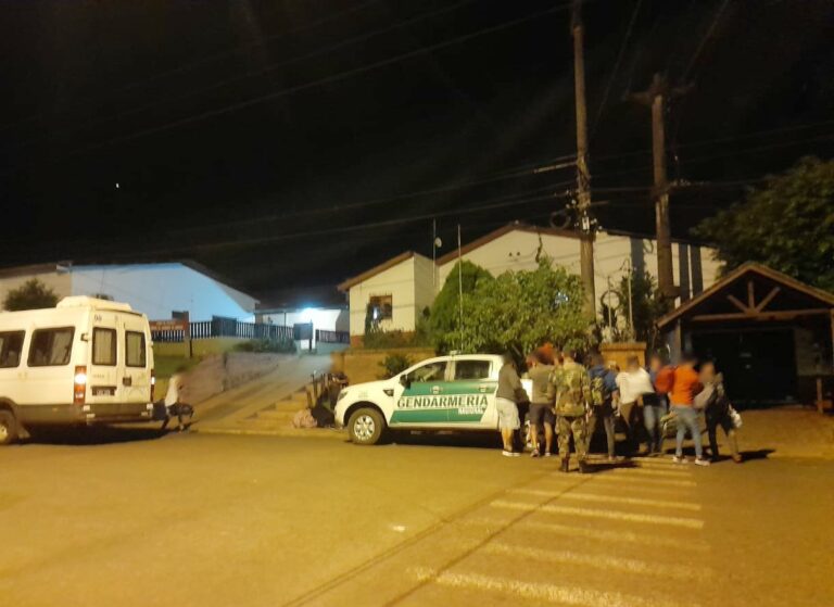 Gendarmería repatrió y asistió a 20 hombres que eran explotados laboralmente en Brasil  imagen-24