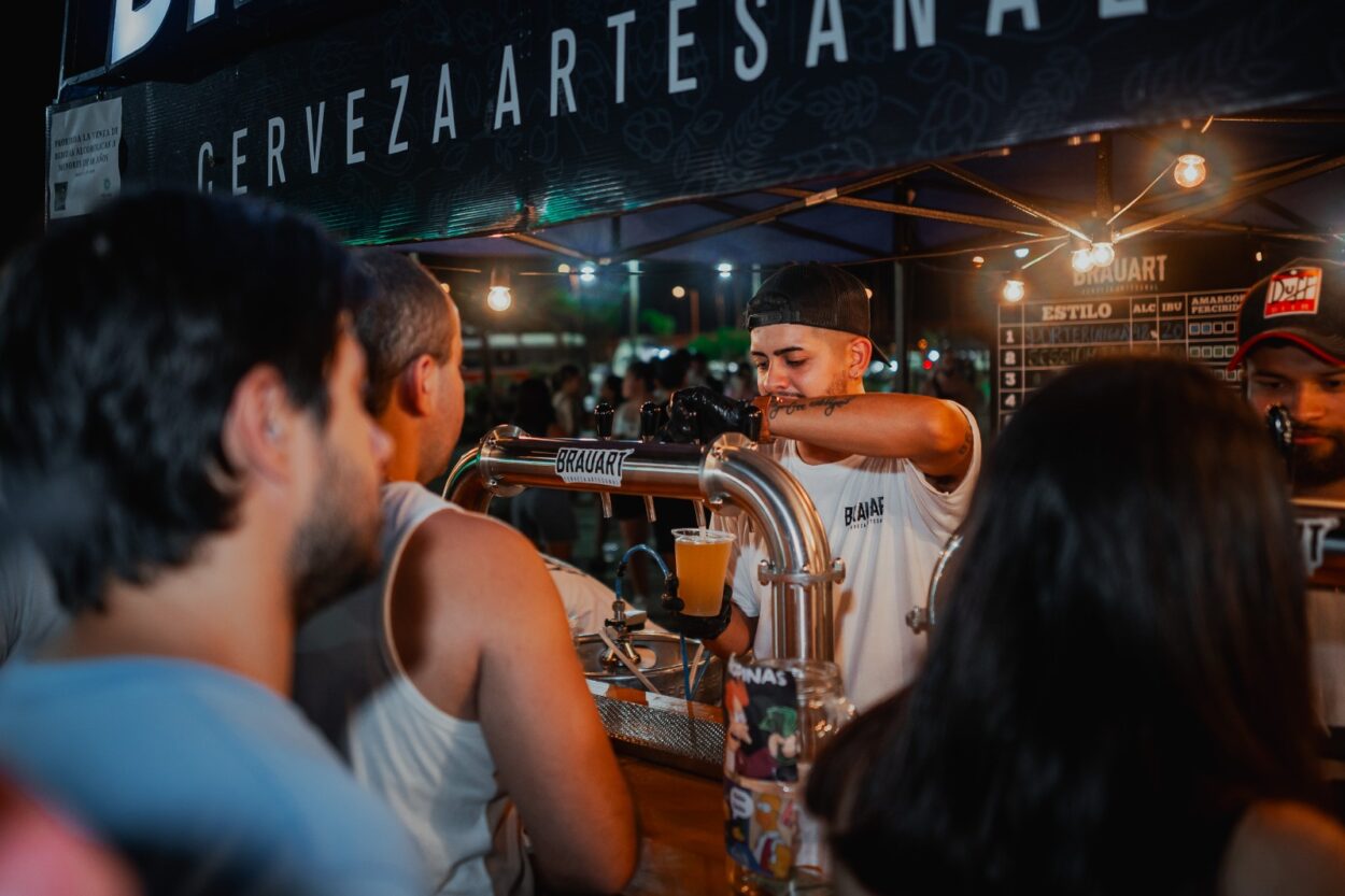 Se palpita el Festival de Cerveza Artesanal UNA+ imagen-1