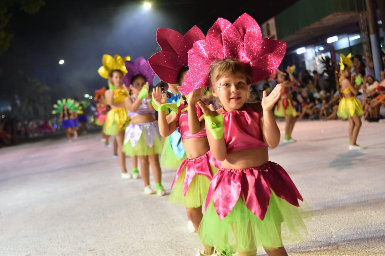 Carnavales Montecarlenses 2024: Dos Noches de Brillo, Alegría y Color imagen-1