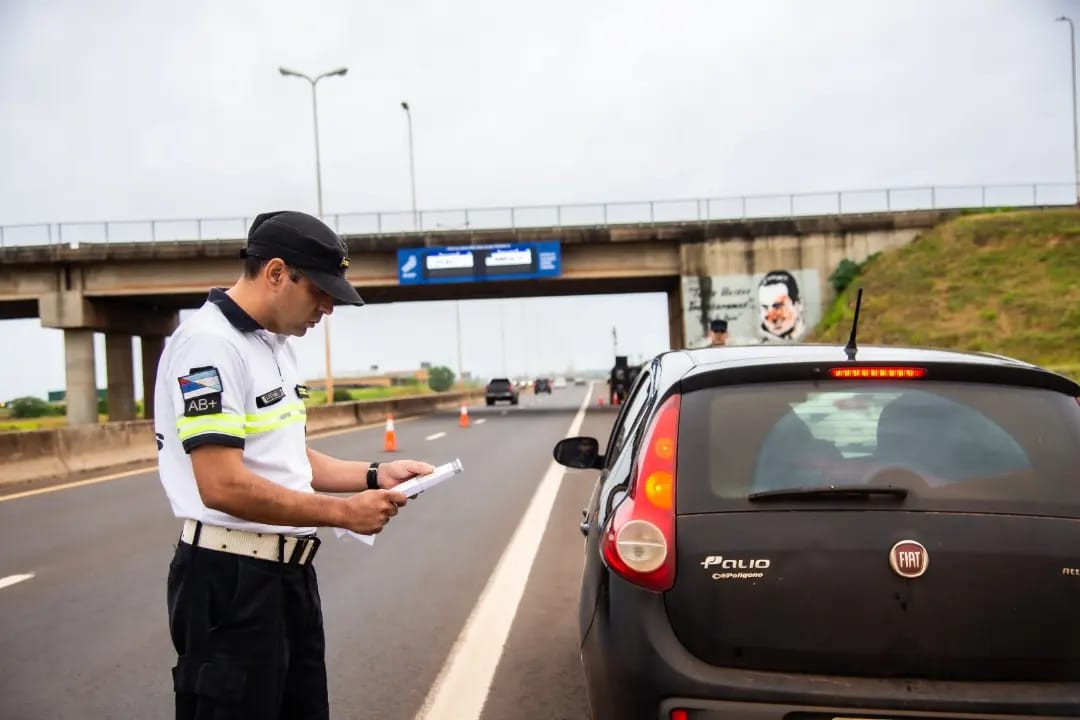 La Policía despliega un operativo integral de seguridad en rutas de Misiones imagen-4