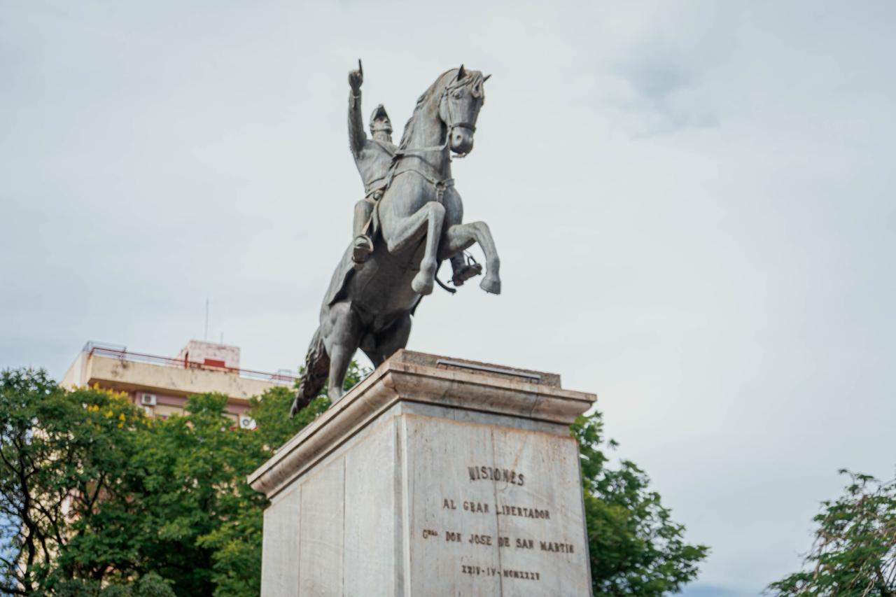 Posadas conmemoró el natalicio del General José de San Martín imagen-7