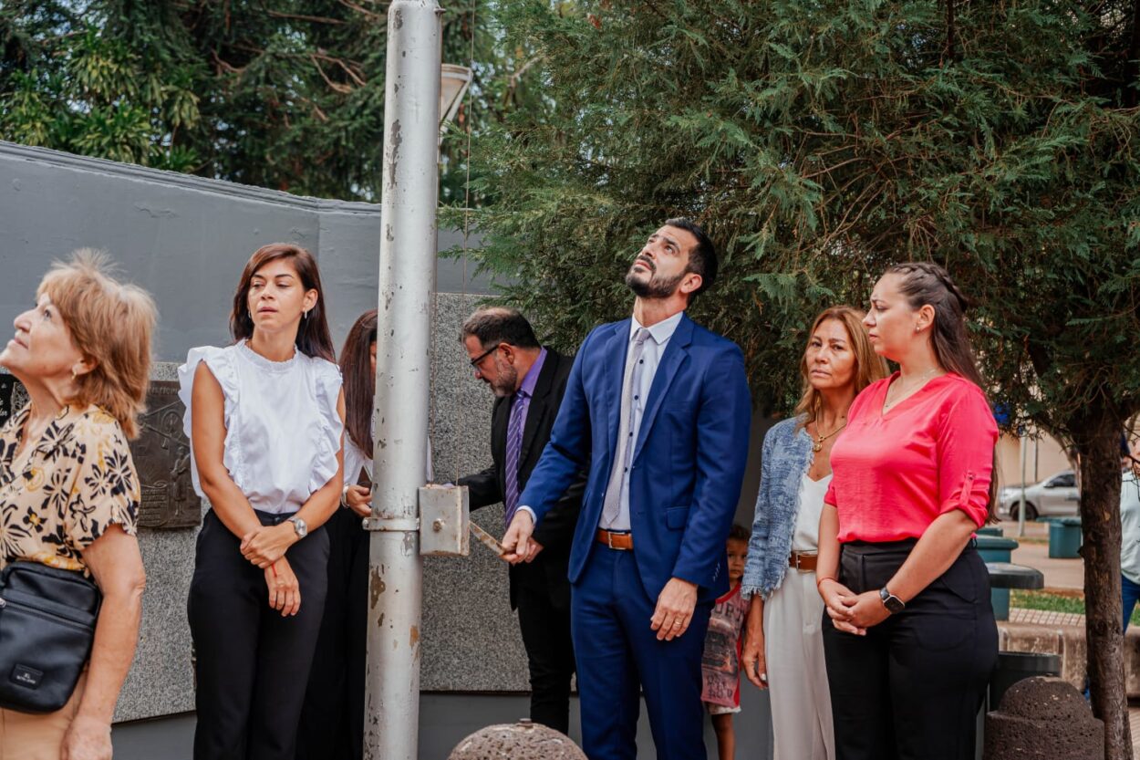 El Presidente del Concejo Deliberante Jair Dib destacó los valores de San Martín ante los desafíos actuales imagen-4