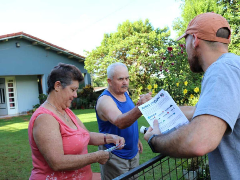 Oberá suma actividades en la campaña contra el Dengue imagen-5