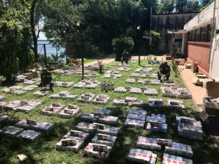 Gendarmes detectaron más de 19 mil atados de cigarrillos que fueron enviados en encomiendas imagen-1