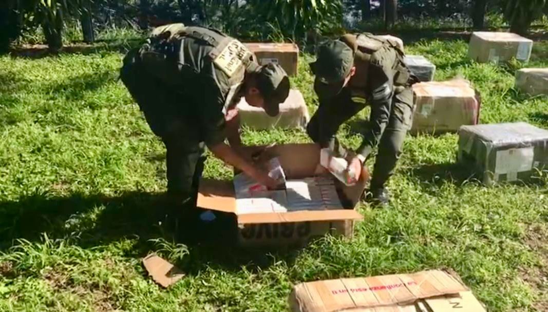 Gendarmes detectaron más de 19 mil atados de cigarrillos que fueron enviados en encomiendas imagen-4