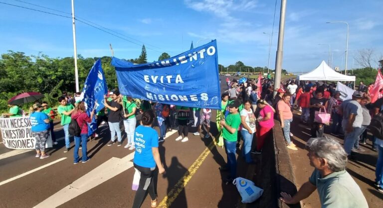 "Con estos 500 cortes en todo el país, exigimos que el Gobierno nacional rectifique el rumbo de hambre al que somete a nuestro pueblo", reclaman organizaciones sociales imagen-28