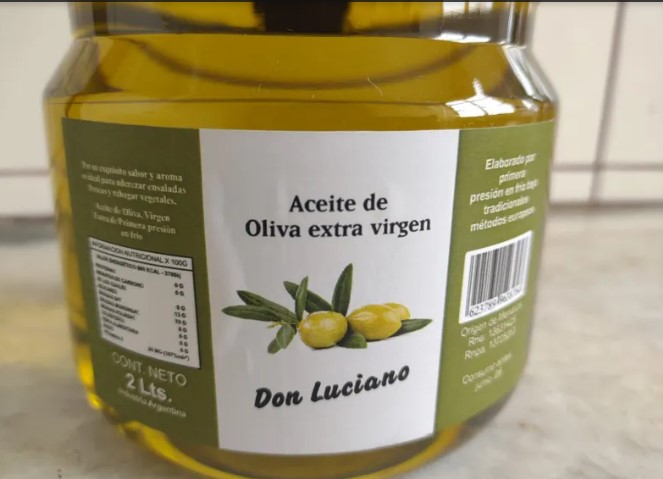 Anmat prohibió la venta de dos reconocidas marcas de aceite de oliva imagen-2