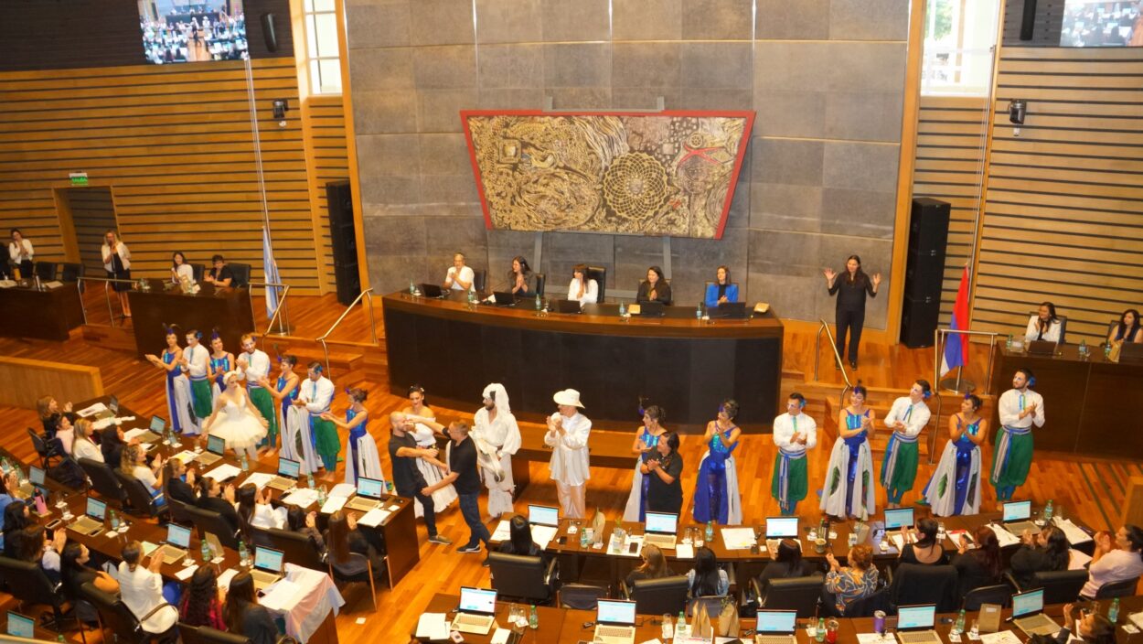 Con la sanción de 40 iniciativas, concluyó el Parlamento de la Mujer 2024 imagen-1