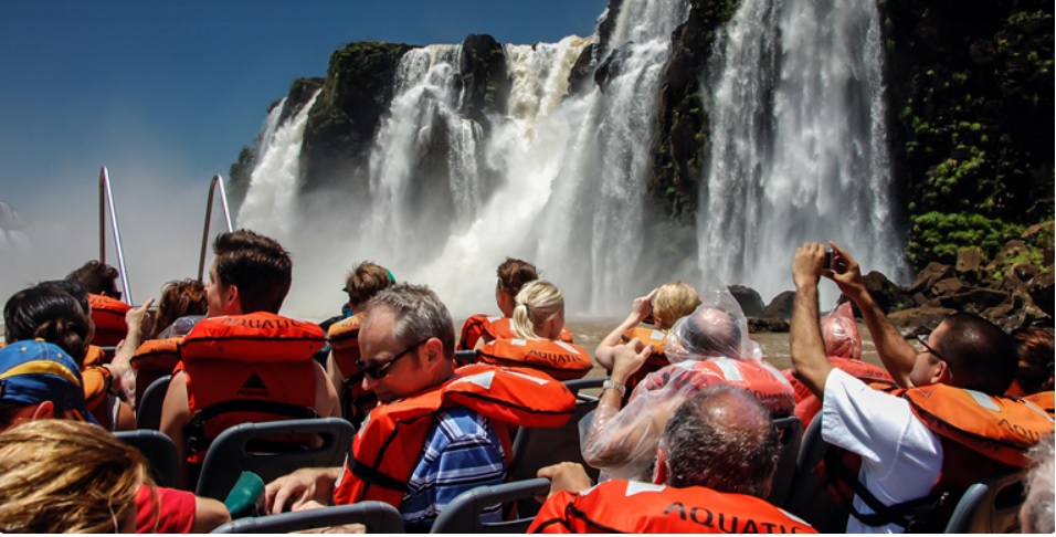 Por el fin de semana XXL, esperan altos niveles de turismo; Iguazú, un clásico imagen-1