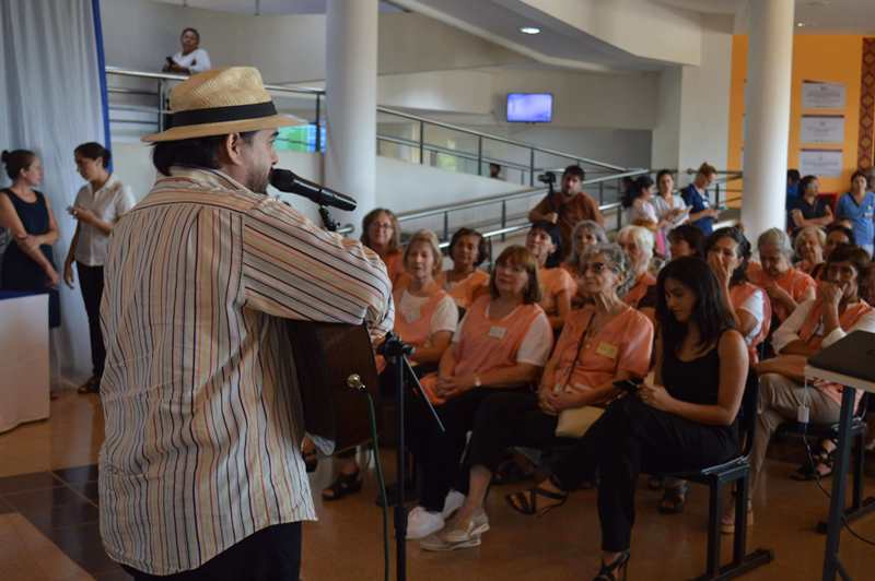 El Hospital Materno Neonatal homenajeó a las voluntarias de la ONGs “Dar a Luz” por sus bodas de plata imagen-12