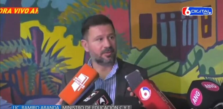 "Es fundamental capacitar al personal en el aprovechamiento y buen uso de los recursos energéticos" aseguró el Ministro de Educación imagen-47