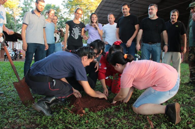 Puerto Iguazú y Wanda tuvieron su tarde de diversión y concientización ambiental con la Ecoferia imagen-42