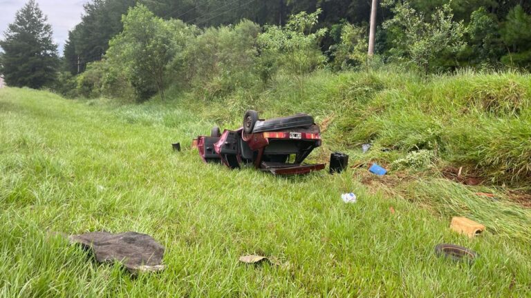 Santo Pipó: despiste vehicular en la ruta 12 dejó dos lesionados imagen-37