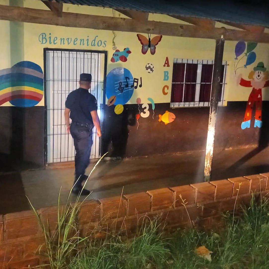 La Policía continúa con el plan de seguridad en establecimientos educativos de Misiones imagen-8