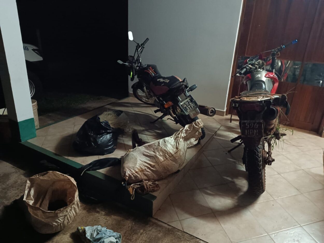 Sorprendieron a cazadores en la Reserva Yabotí y les incautaron armas y motocicletas imagen-16