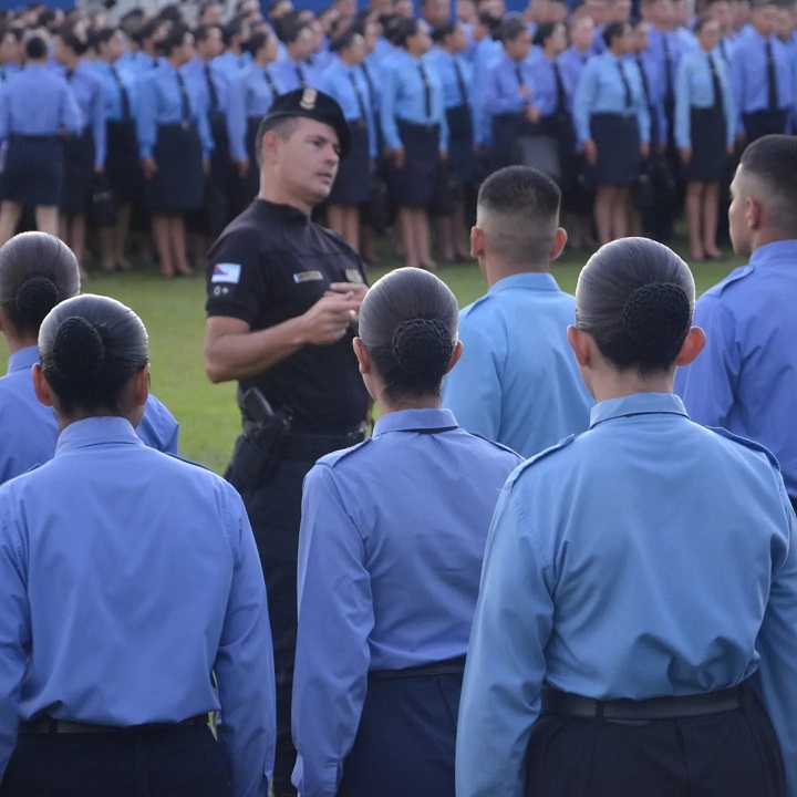 Este lunes, más de 500 jóvenes comenzaron su formación en la Universidad de las Fuerzas de Seguridad imagen-10