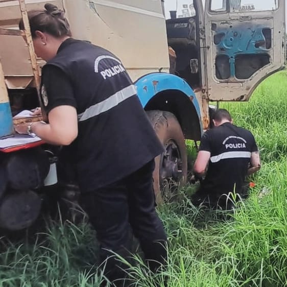 La Policía desmanteló una chatarrería que funcionaba como aguantadero de objetos robados imagen-28