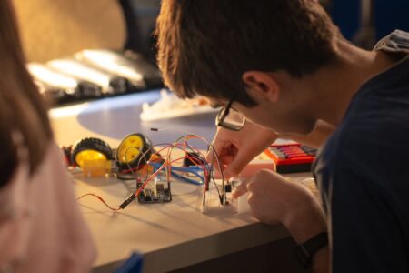 Récord de 50 mil estudiantes inscriptos en la Escuela de Robótica: “Hay futuro”, celebró Rovira imagen-6
