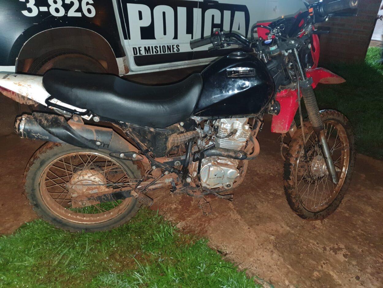 En pocas horas y con anillos de seguridad incautaron tres motos robadas imagen-4