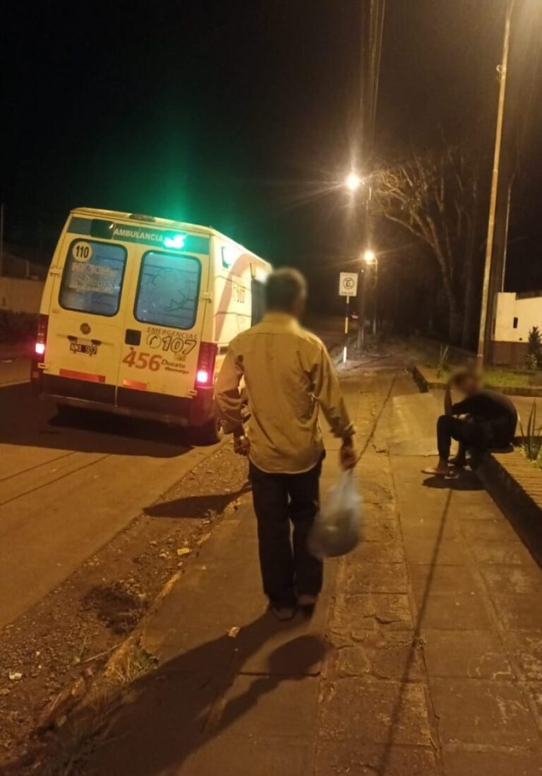 Policías de Oberá brindaron asistencia humanitaria en diferentes sectores de la ciudad imagen-20