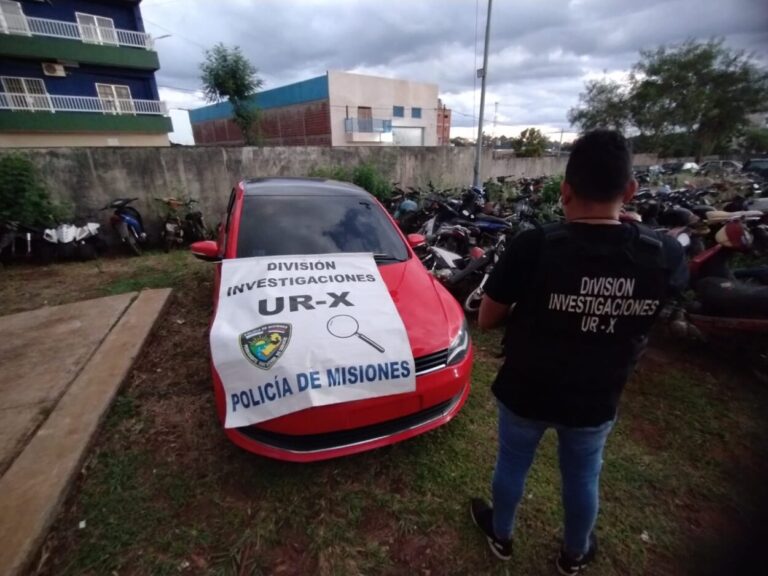 Se filmaba haciendo "maniobras peligrosas" con su auto, identificaron su patente y le secuestraron el rodado imagen-20