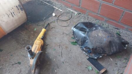 Grave accidente laboral: abrió un tambor de aguarrás con una amoladora imagen-15
