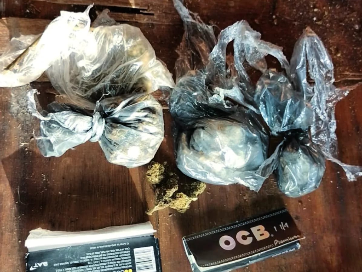 Posadas: Cuatro detenidos por venta al narcomenudeo de drogas en barrio Hermoso imagen-2