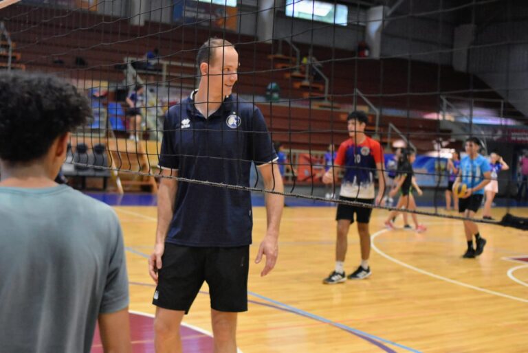 "Pepe" González, leyenda del Voleibol argentino, impulsó la pasión por el deporte en Montecarlo imagen-42