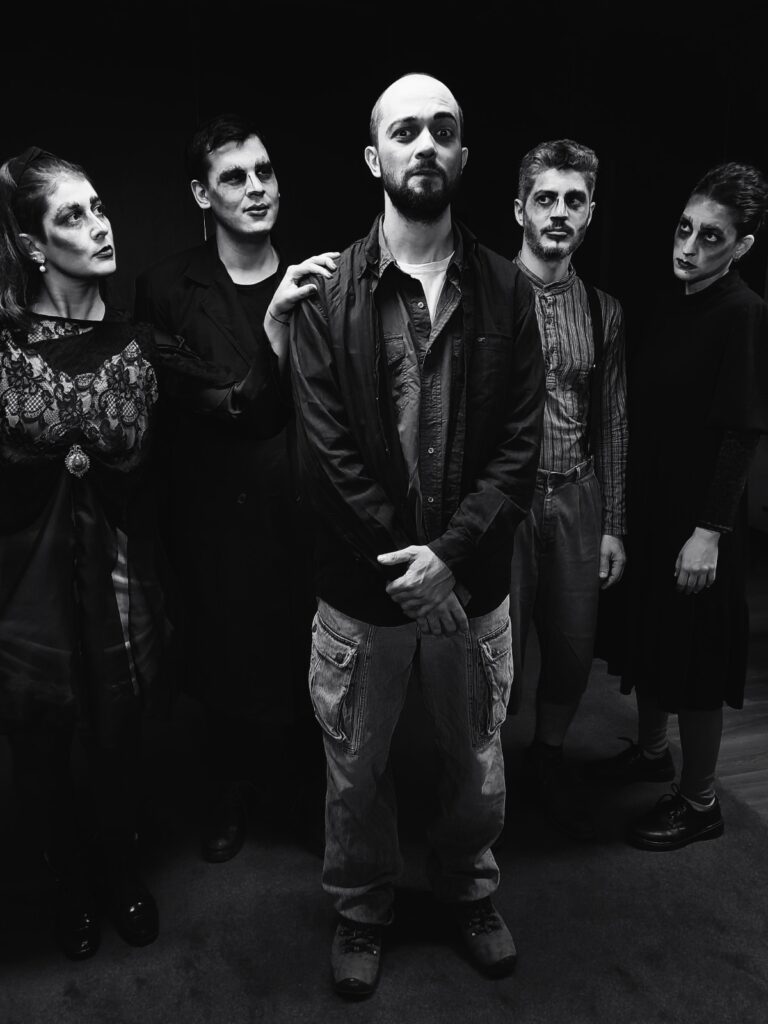 El grupo Late presentará este sábado el espectáculo la "Casa Asombrada" en el Teatro de Prosa imagen-14