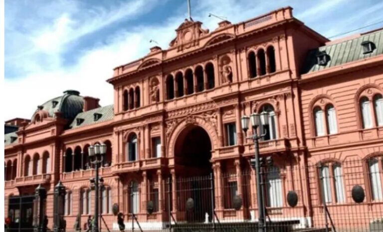 El Gobierno le cambiará el nombre al salón de Pueblos Originarios de la Casa Rosada en homenaje a las Malvinas imagen-19