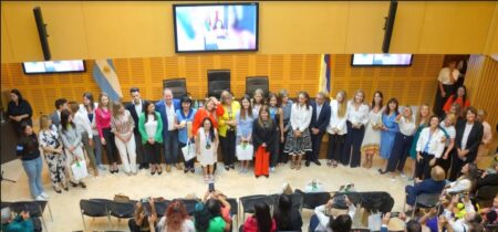 Tradición legislativa: Distinguen a misioneras en el lanzamiento del Parlamento de la Mujer 2024 imagen-6