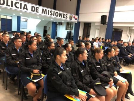 Más de 500 jóvenes ingresaron a la Universidad de las Fuerzas de Seguridad de Misiones, el 60% fueron aspirantes femeninas y el 40% candidatos masculinos  imagen-8