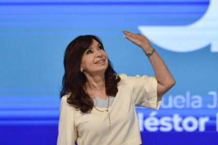 Cristina Kirchner reaparece en público este sábado en un acto en Quilmes imagen-32