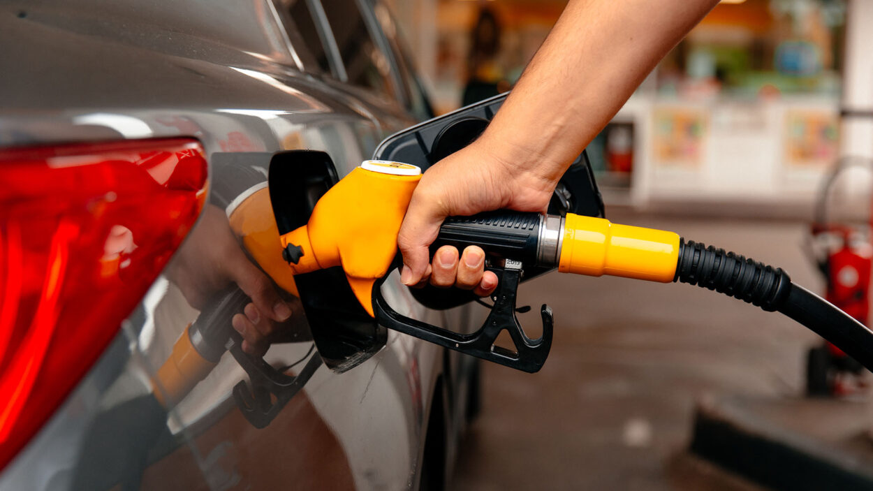 Inminente nueva suba de los combustibles: naftas aumentan cerca de 8% imagen-12