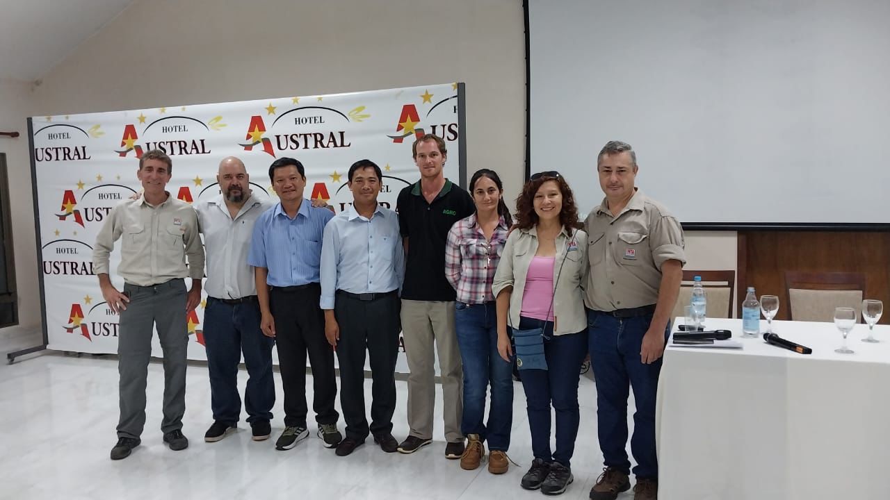 Misiones trabaja con especialistas internacionales para el intercambio de tecnologías en la producción de frutas imagen-37