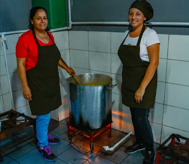 Asistencia del IMaC a la cocina centralizada del barrio Santa Rita imagen-4