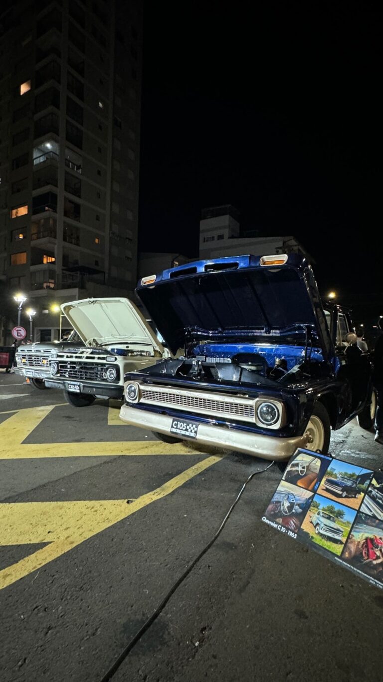 El taller de C105 Garage mostró sus restauraciones de automóviles clásicos en "Posadas Brilla" imagen-48