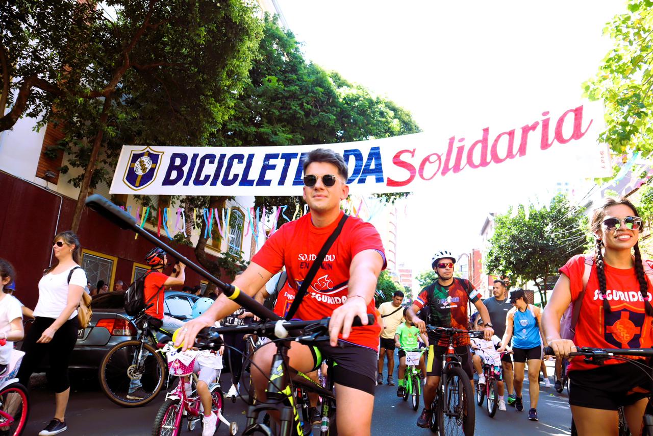 Solidaridad misionera: la bicicleteada del Roque González unió a miles de personas en una tarde inolvidable imagen-23