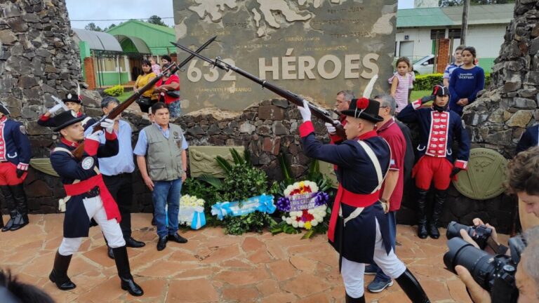 Malvinas: el STJ, presente en el homenaje a los Veteranos y Caídos en el conflicto del Atlántico Sur imagen-26