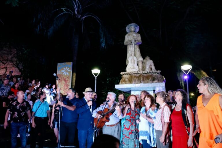 Tributo a Ramón Ayala: en Posadas finalizaron los homenajes al gran poeta de Misiones imagen-23