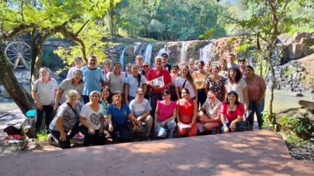 Más de 50 docentes de distintas cooperativas escolares de Misiones se reunieron para compartir estrategias de educación Más de 50 docentes de distintas cooperativas escolares de Misiones se reunieron para compartir estrategias de educación imagen-10
