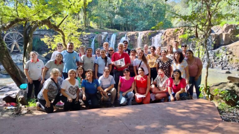 Más de 50 docentes de distintas cooperativas escolares de Misiones se reunieron para compartir estrategias de educación imagen-7