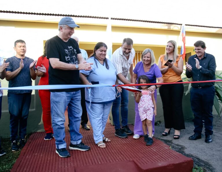 Passalacqua inauguró en Apóstoles la ampliación del Caps del barrio Estación, "hecha con fondos provinciales" imagen-36