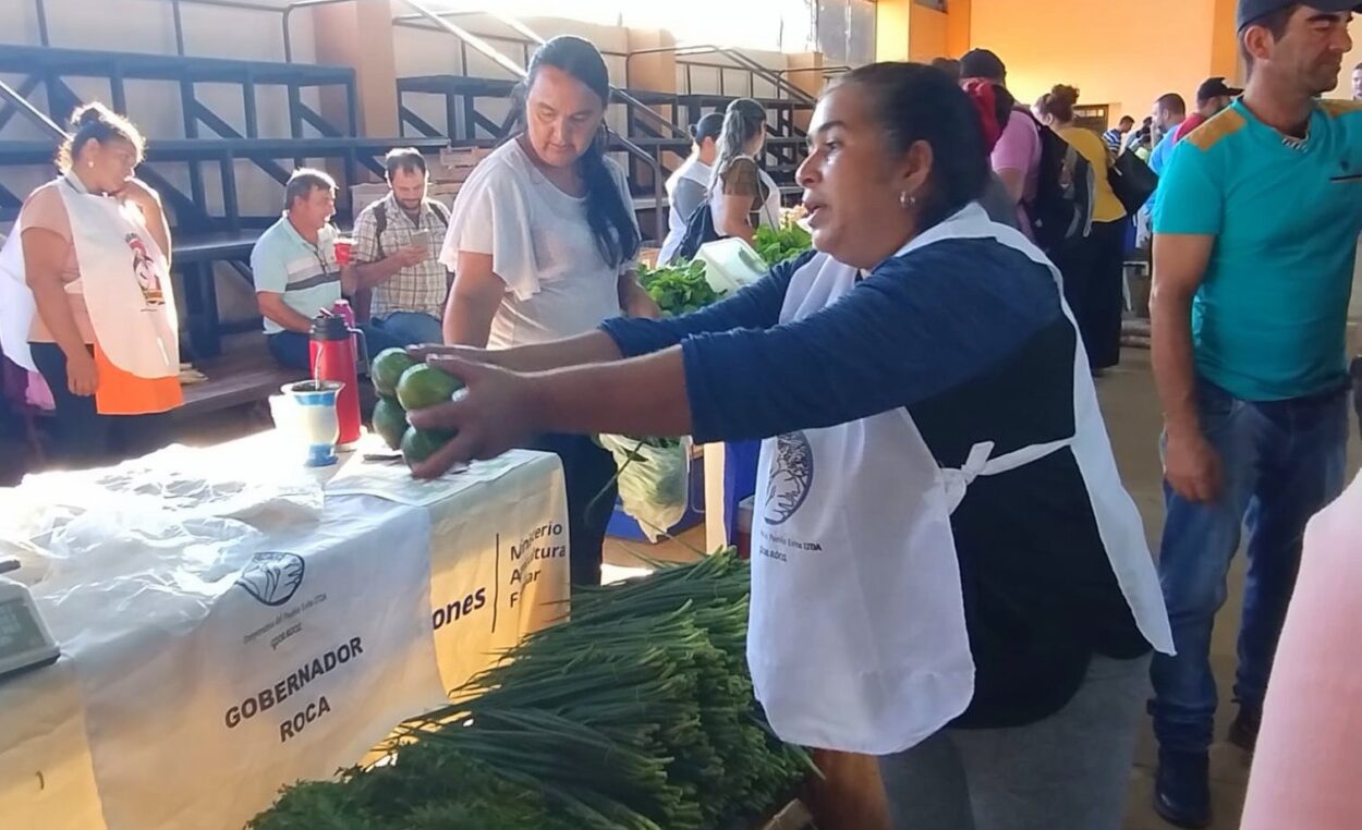 "Alimentazo" en Posadas: Gran demanda confirma necesidad de consumir productos agroecológicos de chacras misioneras imagen-2